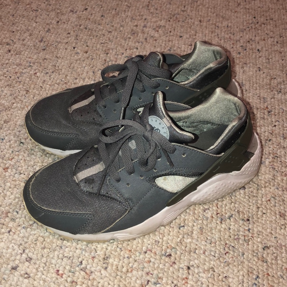 Nike Huaraches!🥵